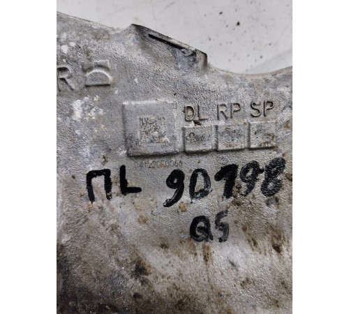 Кронштейн(крепление) переднего подрамника левый