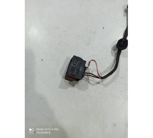 Электропроводка двери (задняя правая)