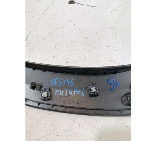 Накладка двери задняя левая