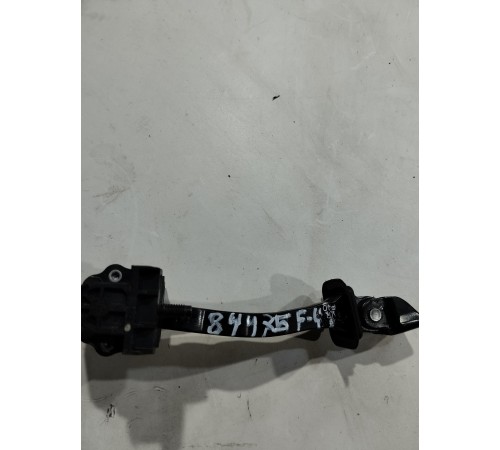 Ограничитель двери(передний левый)