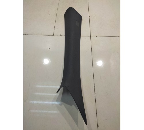 Обшивка салона (передняя, левая)