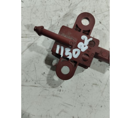 Датчик удара системы защиты пешеходов передний