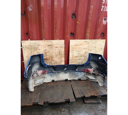 Бампер задний в сборе