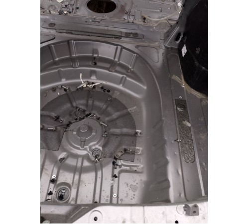 Ниша запасного колеса