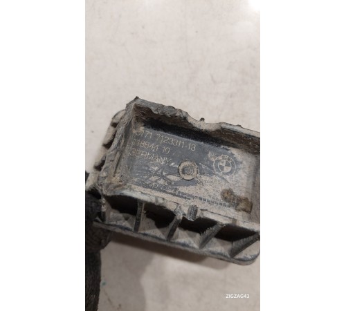 Опора домкрата передняя левая