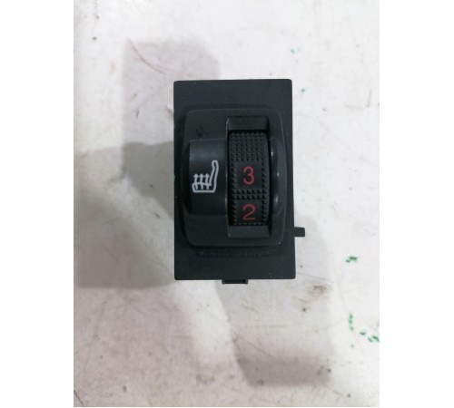 Кнопка подогрева сидений