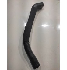 Патрубок системы охлаждения