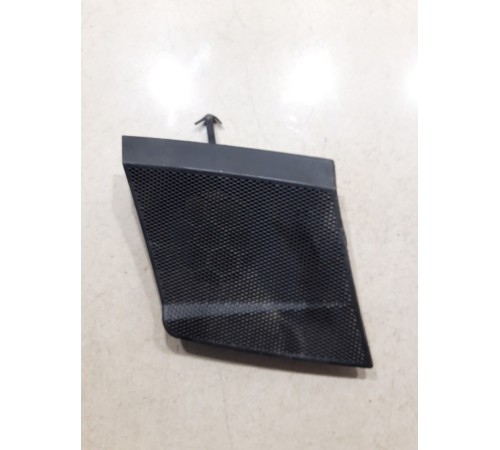 Решетка динамика передняя правая