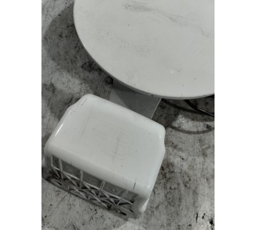 Лючок топливного бака