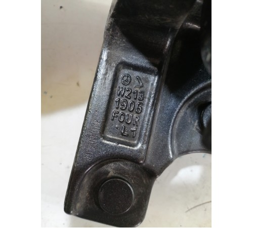 Петля двери задняя правая нижняя