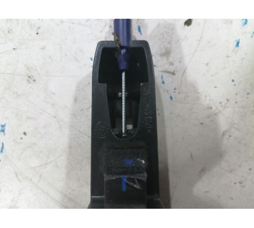 Трос заднего седенья