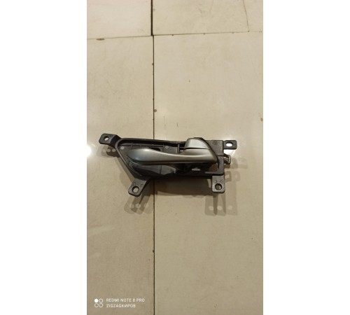 Ручка двери (передняя правая внутренняя)