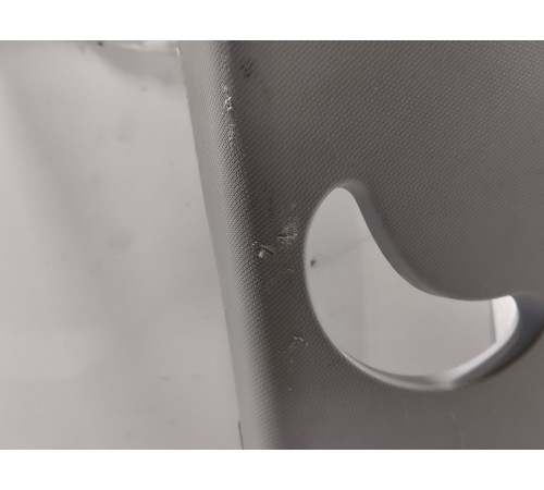 Накладка задней стойки правая