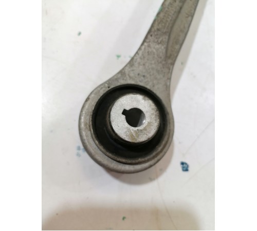 Рычаг подвески передний левый