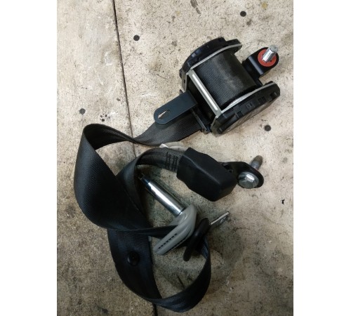 Ремень безопасности задний правый