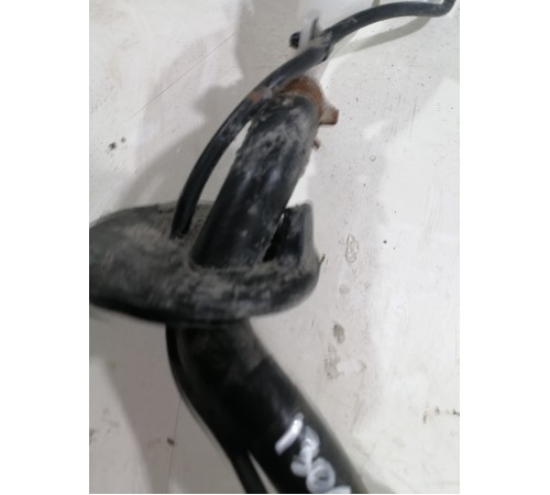 Горловина бачка омывателя