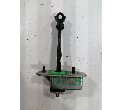 Ограничитель двери задний правый