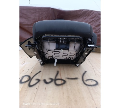 Сиденье переднее левое