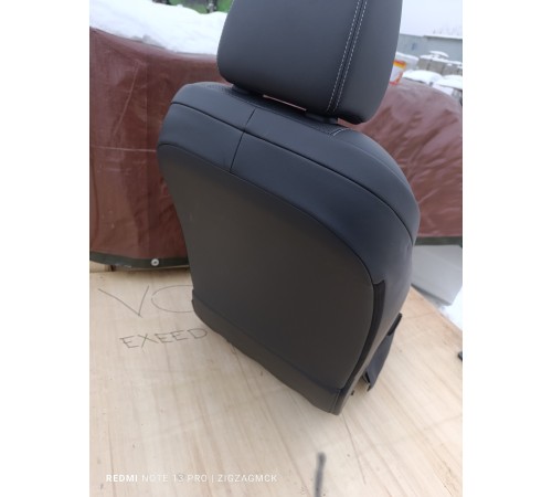 Сиденье переднее левое