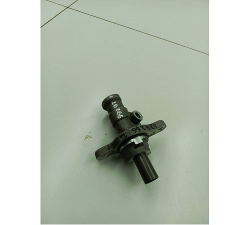 Главный тормозной цилиндр