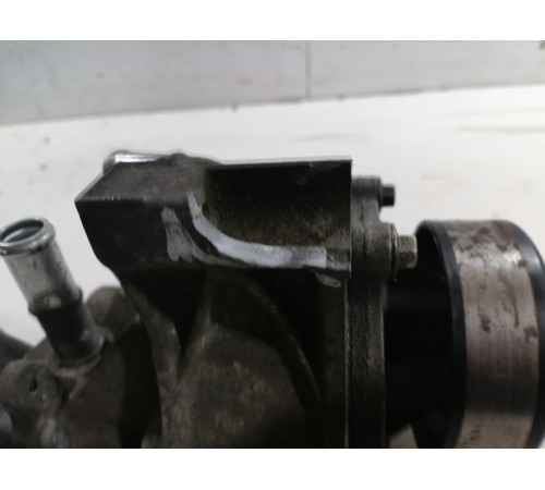 Насос охлаждающей жидкости, помпа