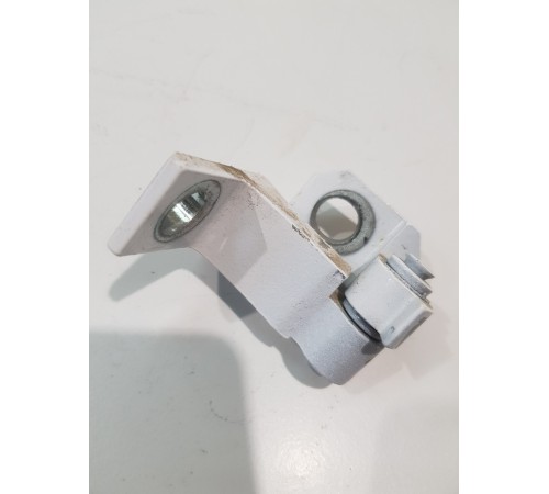 Петля двери задняя левая нижняя