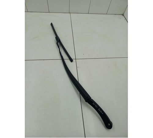 Поводок стеклоочистителя правый