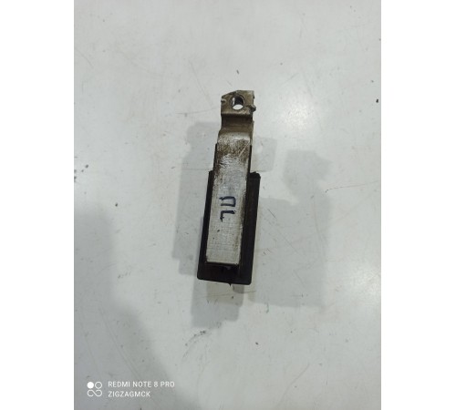 Подушка крепления КПП передняя левая