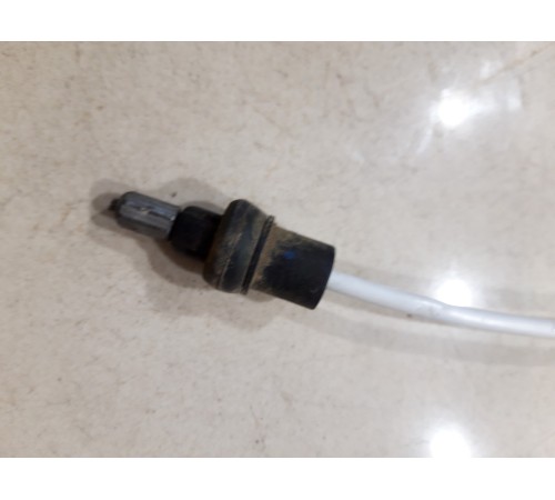 Трос ручного тормоза задний правый