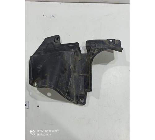 Пыльник двигателя правый