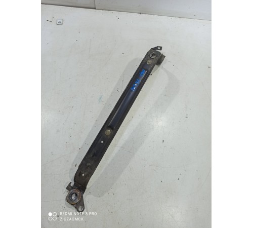 Кронштейн топливного бака