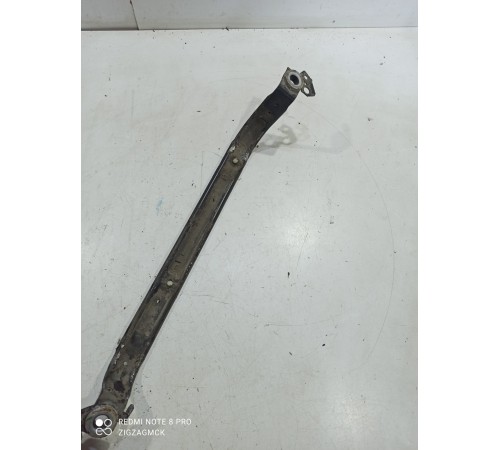 Кронштейн топливного бака