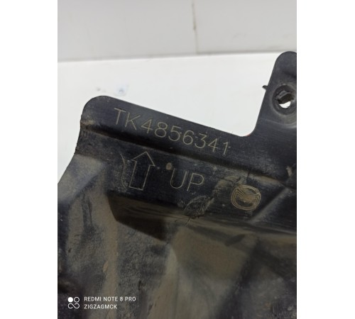 Пыльник двигателя правый