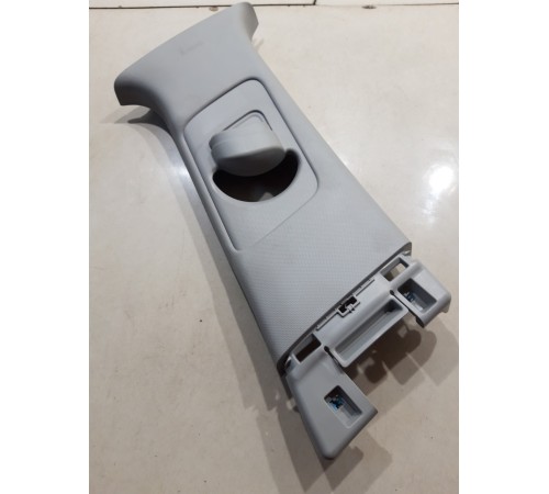 Обшивка центральной стойки(правая верхняя)