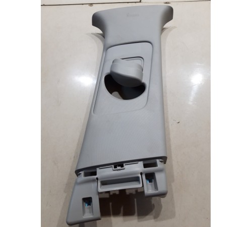 Обшивка центральной стойки(правая верхняя)