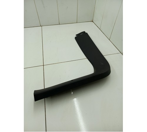 Обшивка двери крышки багажника левая верхняя