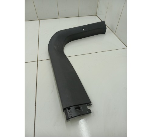 Обшивка двери крышки багажника левая верхняя