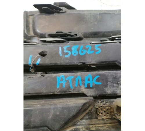 Накладка бампера передняя левая