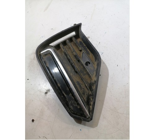 Накладка бампера передняя левая