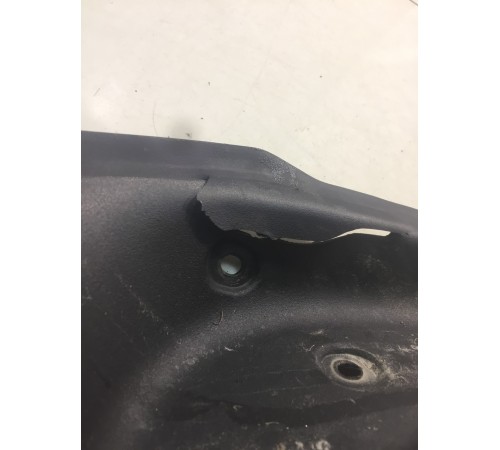 Накладка багажника (задняя,правая)