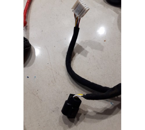 Электропроводка двери (задняя, левая)