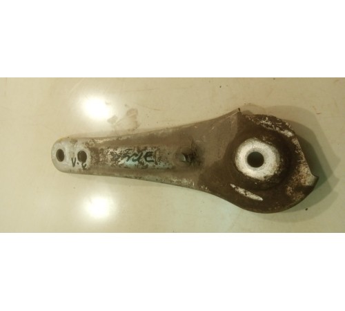 Кронштейн задней балки(левый)