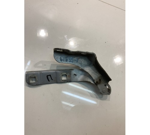 Правая петля капота