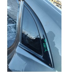 Глухое стекло заднее левое