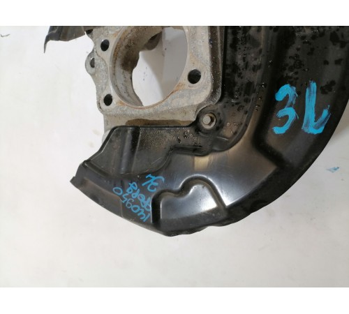 Кулак задний левый, цапфа