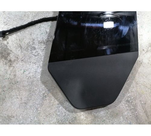 Внешняя центральная стойка левая