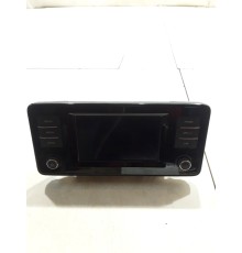 Магнитола (мультимедийный центр)