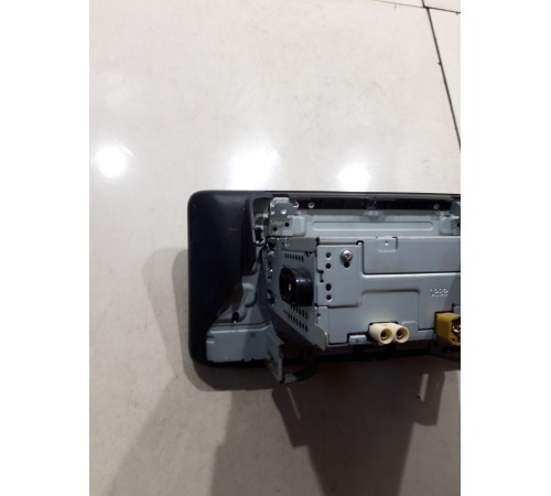 Магнитола (мультимедийный центр)