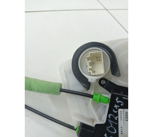 Замок двери передний правый