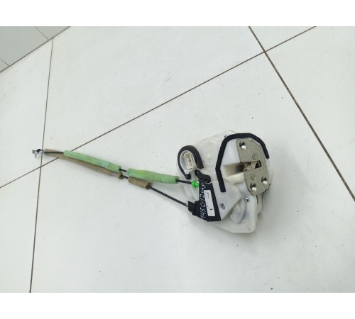 Замок двери передний правый